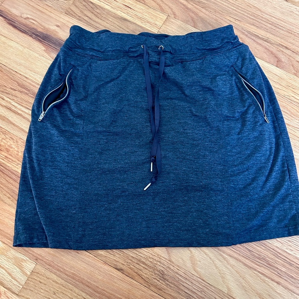 Gray Skort with Elastic Waistband for Casual Wear